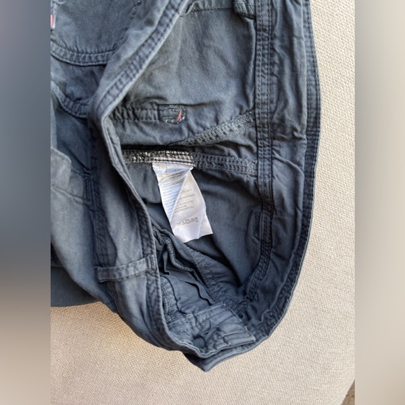 Anthropologie The Wanderer Cargo Midi Shorts In Midnight Dark Blue Size 27 - Picture 7 of 9